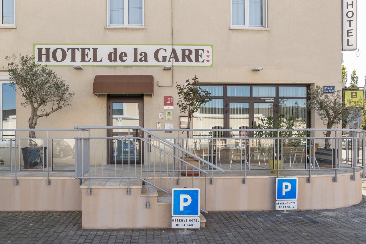 Hotel De La Gare Туар Екстериор снимка